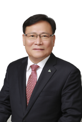 한국장애인단체총연합회 제13대 상임대표로 선출된 김광환 한국지체장애인협회장 사진