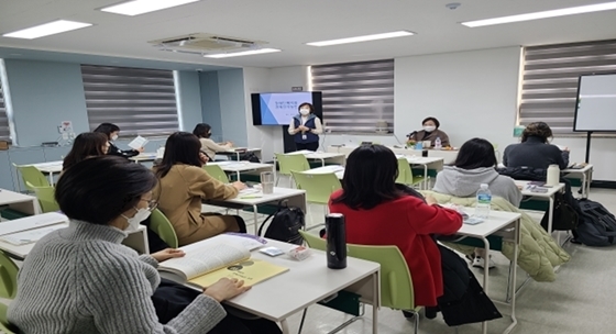 경계성지능인 전문가 양성교육 모습. ⓒ서울시  출처 : 에이블뉴스(http://www.ablenews.co.kr)