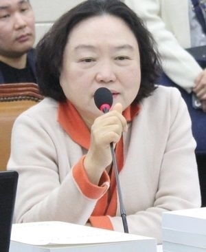 인재근 의원,‘지적…실업급여 하한액 수령 4명 중 3명 해당 더불어민주당 인재근 의원.ⓒ에이블뉴스  