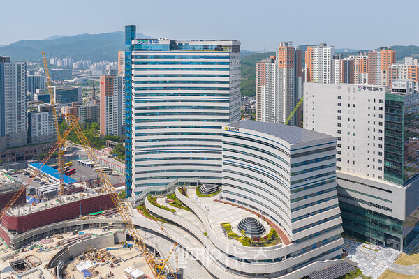 경기도는 국민건강보험 일산병원에 장애친화 산부인과를 운영, 여성 장애인이 불편 없이 의료서비스를 받을 수 있는 환경을 제공하고 있다고 11일 밝혔다. / ⓒ경기도  출처 : 웰페어뉴스(http://www.welfarenews.net)